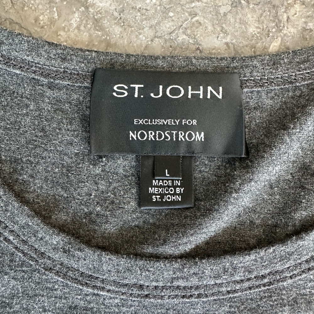 St. John Charcoal and Black Lace Long Sleeve Top - Picture 3 of 4